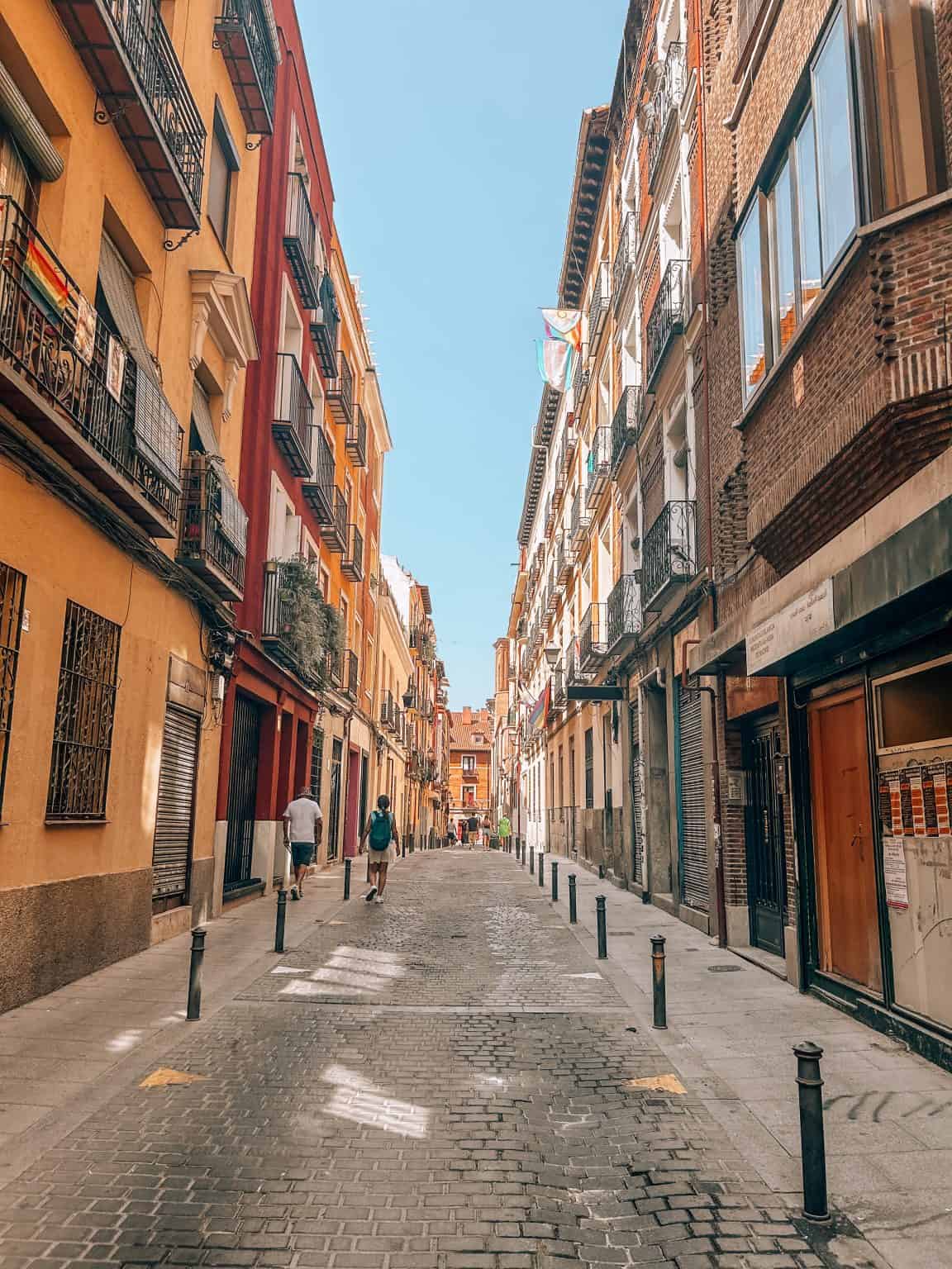 Guide to Living in Spain: Pros, Cons & What to Expect (2026)